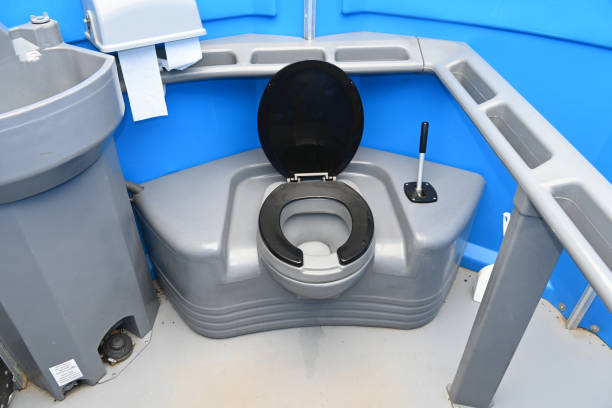 Best Porta potty delivery and setup  in Yorktown, IN